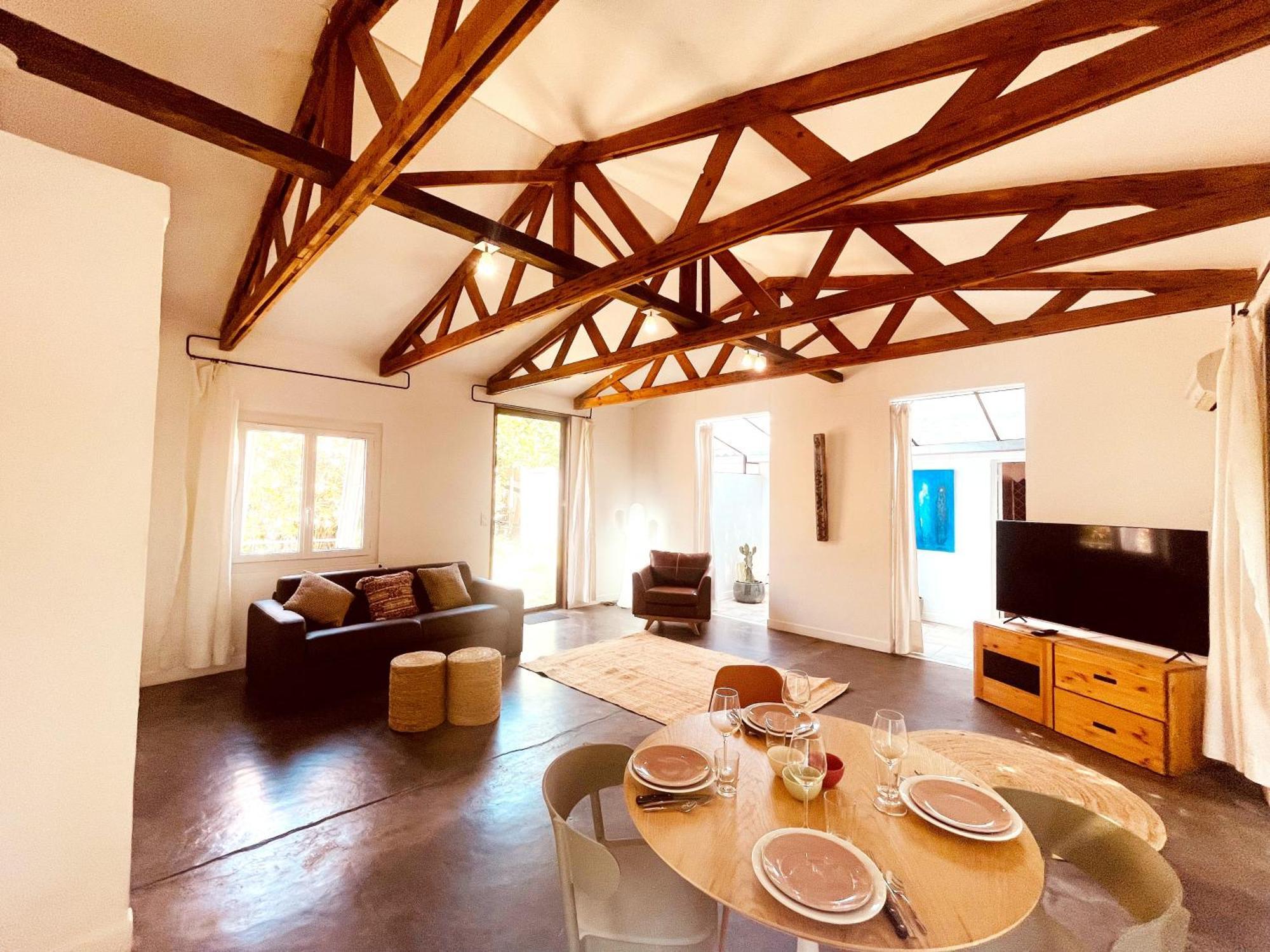 Le Patio, Jardin Privatif, Tennis Nimes Luaran gambar